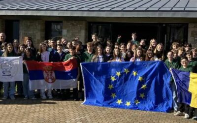 Des jeunes Roumains et Serbes aux Collège Les Colliberts